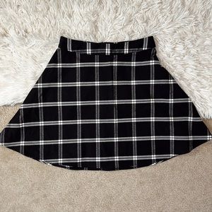 Black and White Old Navy Plaid Skirt